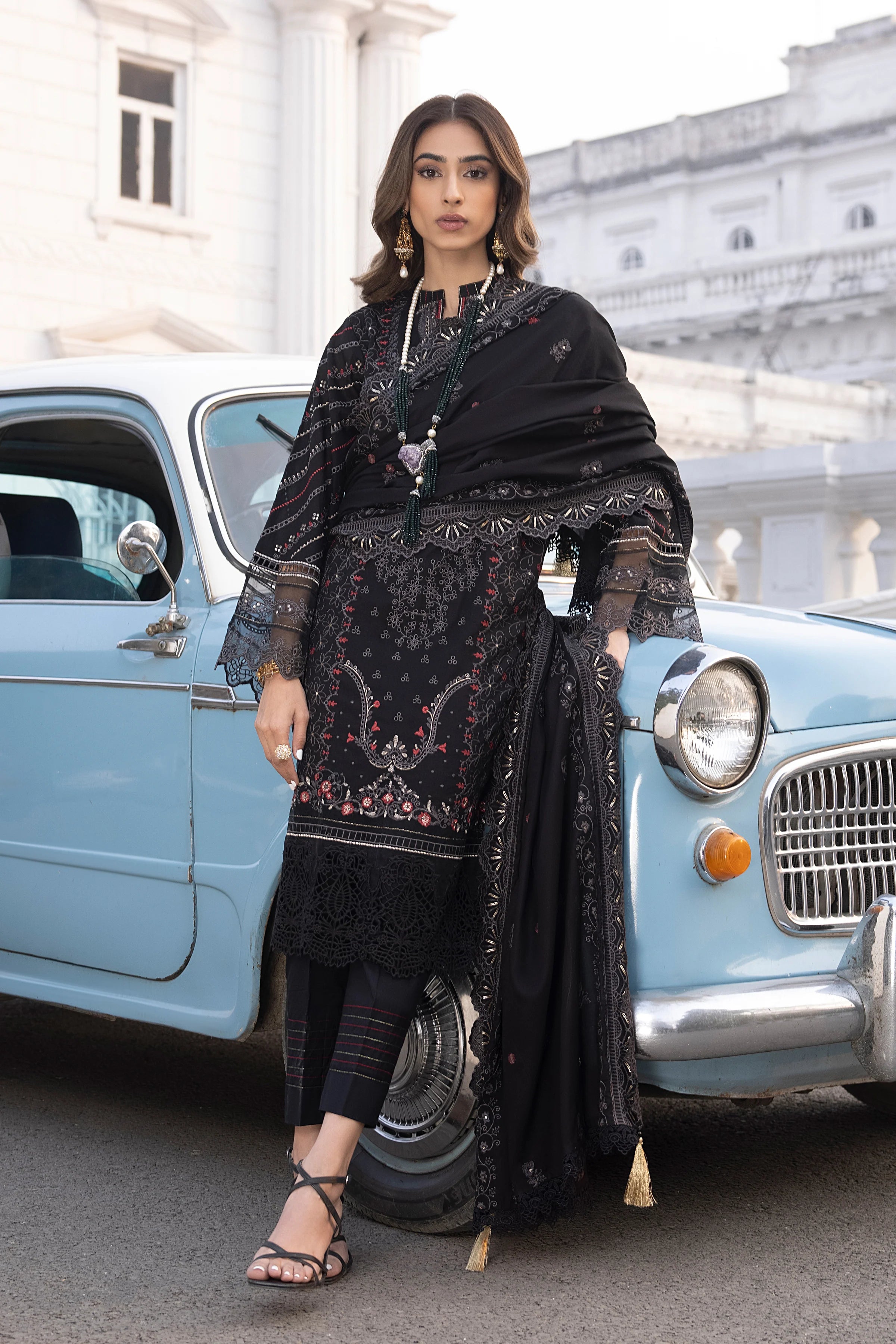 LSM LAKHANY 3 PIECE EMBROIDERED LAWN SUIT - BLACK (UNSTITCHED)