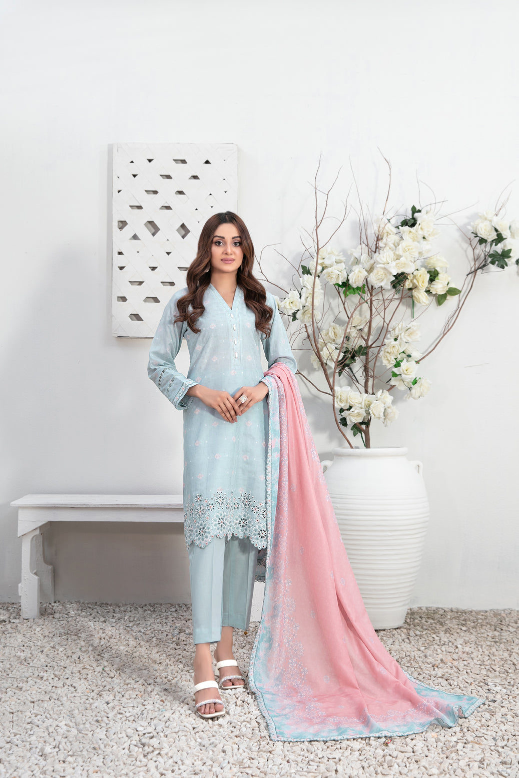 TAWAKKAL FABRICS - 3 PIECE EMBROIDERED LAWN SUIT - SKY BLUE (PRET)