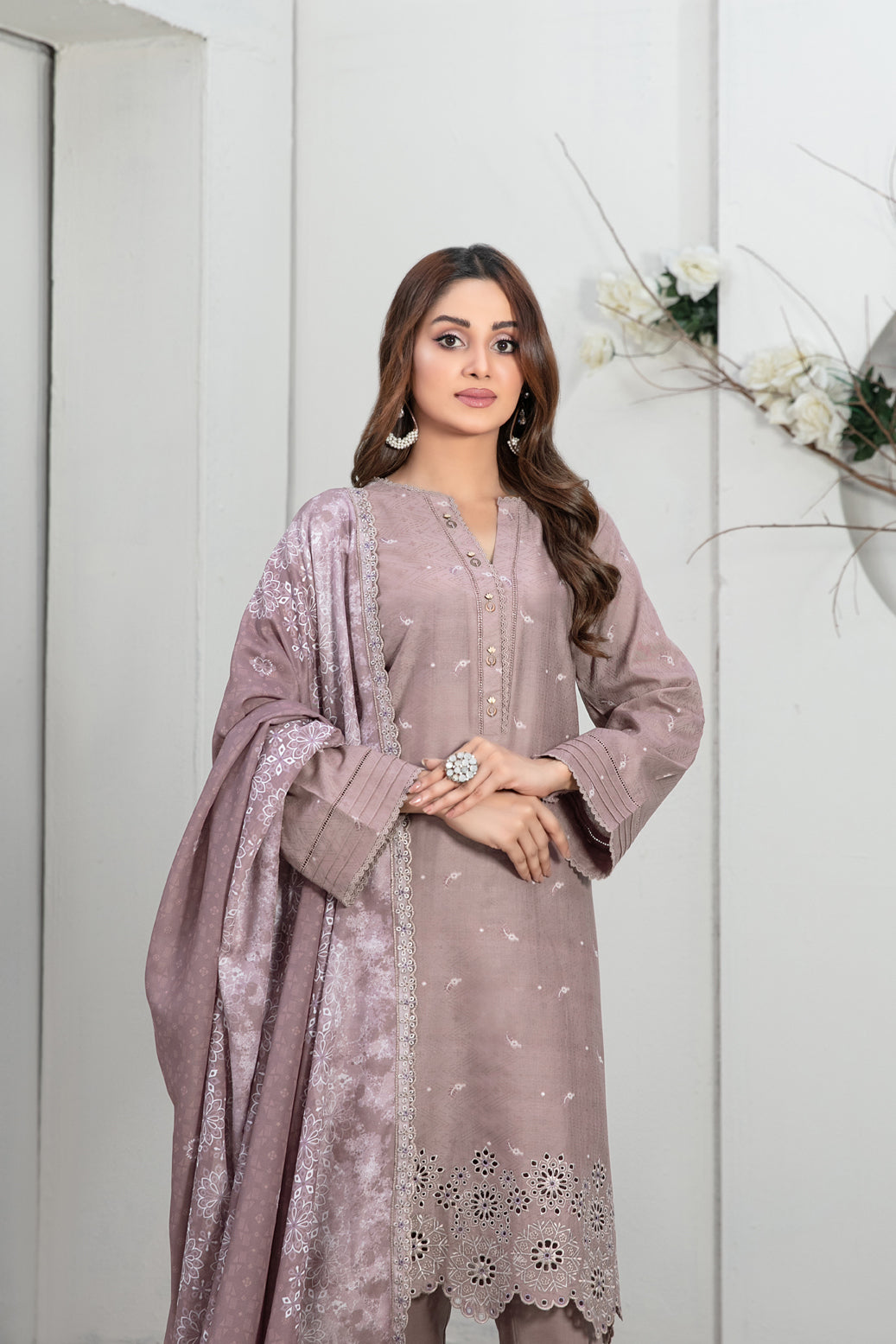 TAWAKKAL FABRICS - 3 PIECE EMBROIDERED LAWN SUIT - TEA PINK (PRET)