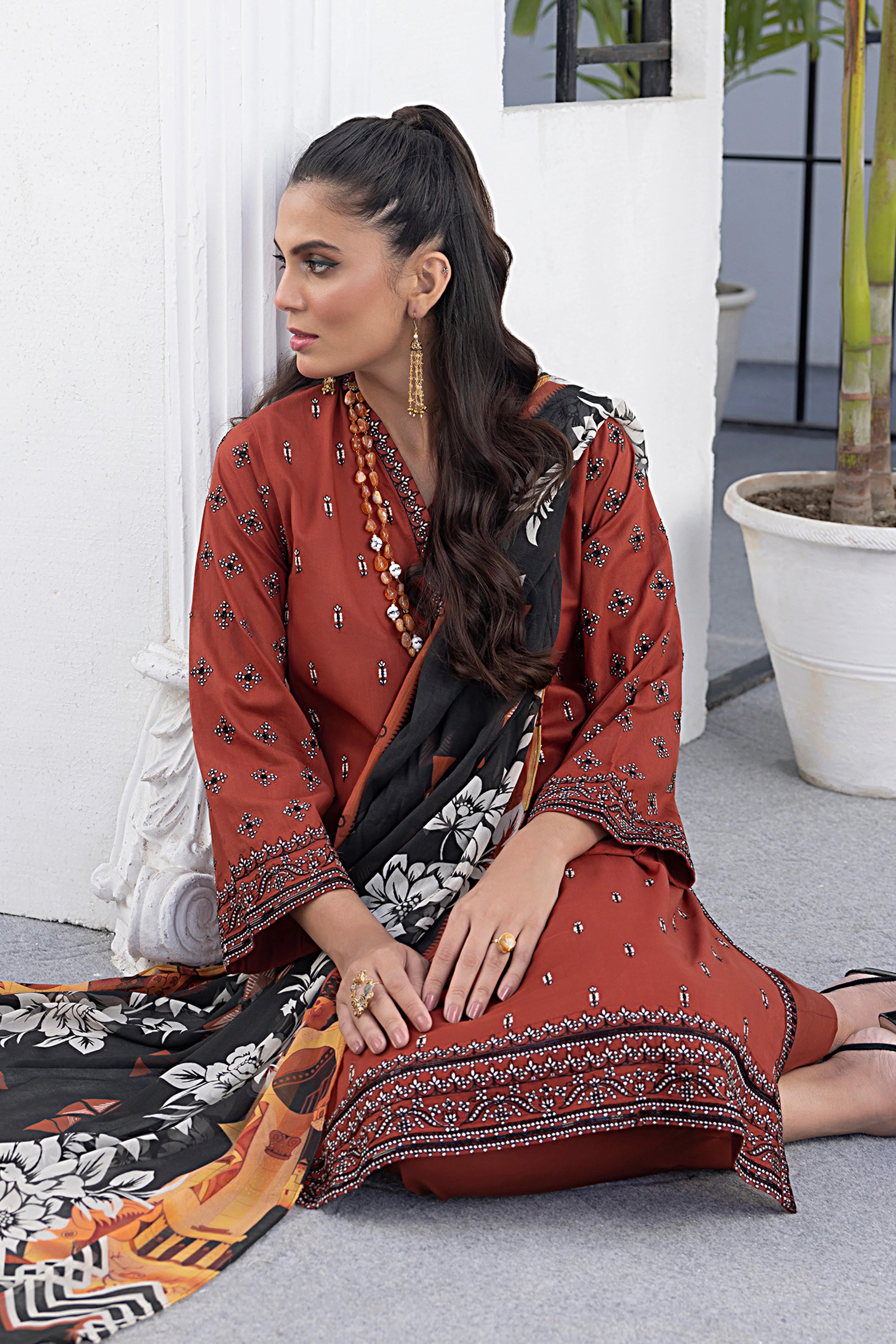 LAKHANY 3 - PIECE EMBROIDERED LAWN SUIT - ORANGE (UNSTITCHED)