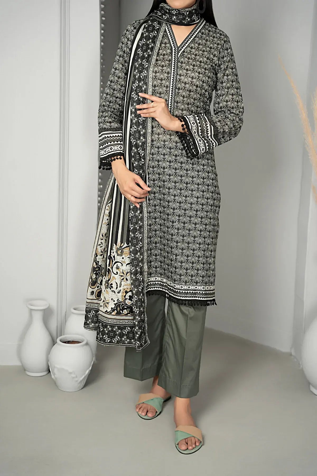 Textile Mills Lawn Suit  - Taiba Apparel